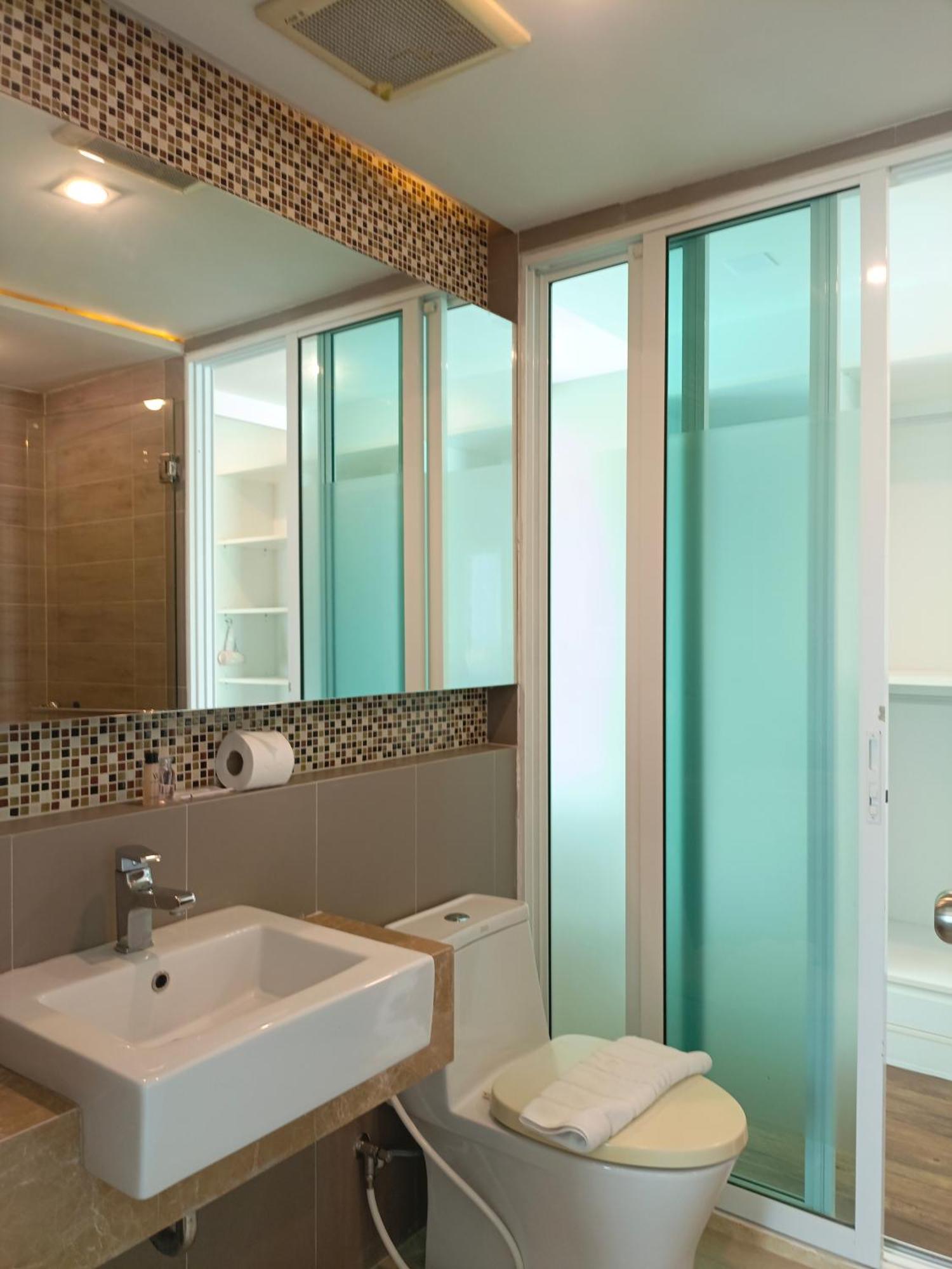 Wisdom Hotel & Residence Rayong Exterior photo